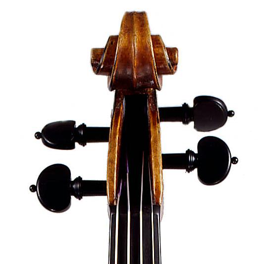 Stradivari 1726 scroll, front